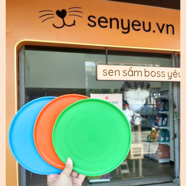 Đĩa bay huấn luyện chó mèo